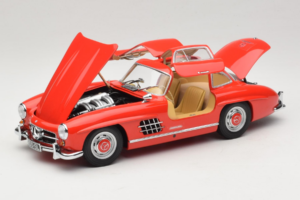 Mercedes 300 SL Gullwing Rot Minichamps 1:18 180039001 Druckguss — Bild 2 von 8