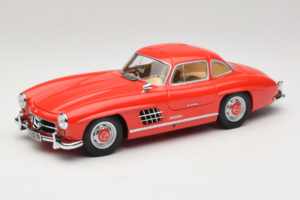 Mercedes 300 SL Gullwing Rot Minichamps 1:18 180039001 Druckguss
