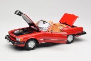 Mercedes 300 SL R107 Rot Norev 1:18 B66040623 Druckguss — Bild 2 von 8