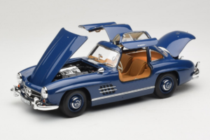 Mercedes 300 SL W198 Blau Norev 1:18 183852 Druckguss — Bild 2 von 8