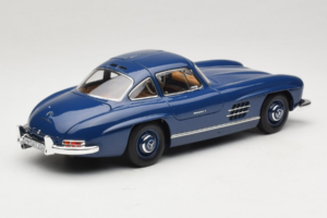 Mercedes 300 SL W198 Blau Norev 1:18 183852 Druckguss — Bild 3 von 8