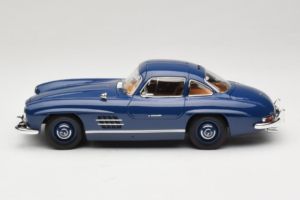 Mercedes 300 SL W198 Blau Norev 1:18 183852 Druckguss — Bild 4 von 8