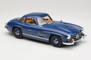 Mercedes 300 SL W198 Blau Norev 1:18 183852 Druckguss — Bild 6 von 8