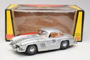 Mercedes 300 SL W198 #295 1954 Bburago 1:18 32813 Druckguss — Bild 8 von 8