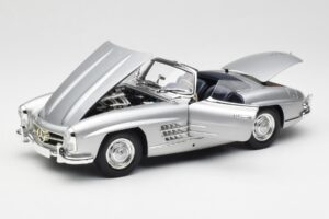 Mercedes 300 SL W198 Roadster Silver Metallic Minichamps 1:18 180039030 Druckguss — Bild 2 von 8