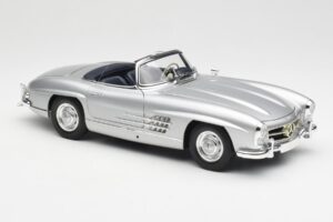 Mercedes 300 SL W198 Roadster Silver Metallic Minichamps 1:18 180039030 Druckguss — Bild 6 von 8