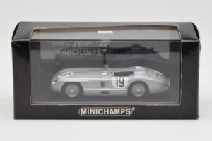 Mercedes 300 SLR #19 J.M. Fangio / S. Moss 24 Hours of Le Mans 1955 Minichamps 1:43 B66040253 Druckguss — Bild 4 von 4