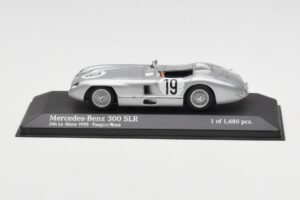 Mercedes 300 SLR #19 P. Levegh / J. Fitch 24 Hours of Le Mans 1955 Minichamps 1:43 432553000 Druckguss