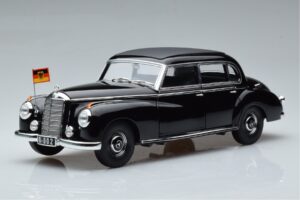 Mercedes 300 W186 Konrad Adenauer Norev 1:18 183707 Druckguss