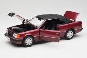Mercedes 300CE-24 A124 Cabriolet Almandine Rot Metallic Norev 1:18 B66040616 Druckguss — Bild 2 von 8