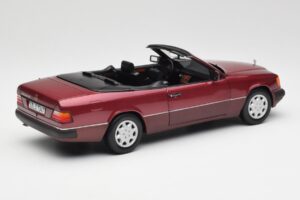 Mercedes 300CE-24 A124 Cabriolet Almandine Rot Metallic Norev 1:18 B66040616 Druckguss — Bild 3 von 8