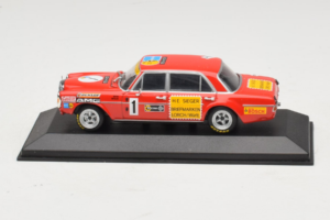 Mercedes 300 SEL 6.8 AMG #35 H. Heyer / C. Schickentanz 24 Hours of Spa 1971 Minichamps 1:43 MB007 Druckguss