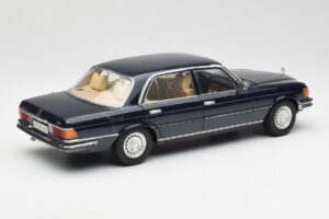 Mercedes 450 SEL 6.9 W116 Dunkelblau Revell 1:18 8956 Druckguss — Bild 3 von 8