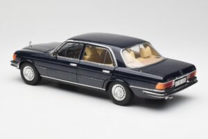 Mercedes 450 SEL 6.9 W116 Dunkelblau Revell 1:18 8956 Druckguss — Bild 7 von 8