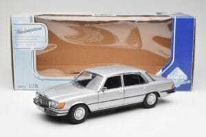 Mercedes 450 SEL 6.9 W116 Silber Revell 1:18 8955 Druckguss — Bild 8 von 8