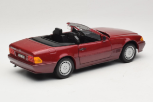 Mercedes 500 SL R129 Dunkelrot Revell 1:18 8801 Druckguss — Bild 3 von 8
