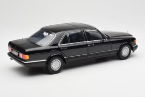 Mercedes 560 SEL W126 Schwarz Händler Edition Norev 1:18 B66040599 Druckguss — Bild 3 von 8