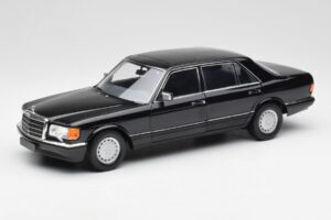 Mercedes 560 SEL W126 Schwarz Händler Edition Norev 1:18 B66040599 Druckguss
