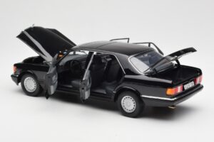 Mercedes 560 SEL W126 Schwarz Händler Edition Norev 1:18 B66040599 Druckguss — Bild 5 von 8