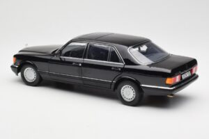 Mercedes 560 SEL W126 Schwarz Händler Edition Norev 1:18 B66040599 Druckguss — Bild 7 von 8