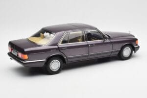 Mercedes 560 SEL W126 Lila Metallic Norev 1:18 183544 Druckguss — Bild 3 von 8