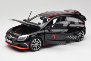 Mercedes A-Class W176 AMG Schwarz Norev 1:18 183596 Druckguss — Bild 2 von 8