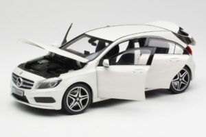 Mercedes A-Class W176 Cirrus Weiß Norev 1:18 B66960126 Druckguss — Bild 2 von 8