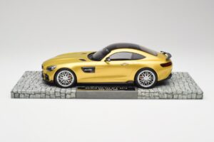 Mercedes Brabus AMG GT S C190 600 Desert Gold Minichamps 1:18 107032522 Druckguss — Bild 3 von 6
