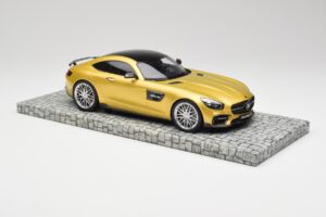 Mercedes Brabus AMG GT S C190 600 Desert Gold Minichamps 1:18 107032522 Druckguss — Bild 4 von 6