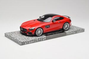 Mercedes Brabus AMG GT S C190 600 Mars Rot Minichamps 1:18 107032521 Druckguss