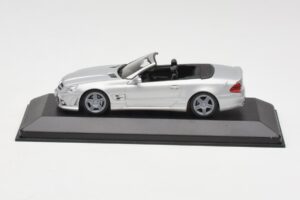 Mercedes AMG SL63 R230 Silber Minichamps 1:43 B66960018-R Druckguss