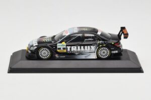 Mercedes C-Class W204 #4 Team AMG Mercedes R. Schumacher DTM 2009 Minichamps 1:43 400093904 Druckguss