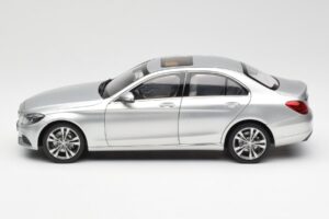 Mercedes C-Class W205 Iridium Silber Metallic Norev 1:18 B66960253 Druckguss — Bild 4 von 8