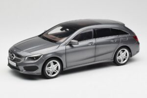 Mercedes CLA C117 Mountain Grau Norev 1:18 B66960351 Druckguss