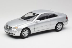 Mercedes CLK 500 C209 Silber Kyosho 1:18 B66962144 Druckguss