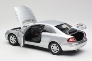 Mercedes CLK 500 C209 Silber Kyosho 1:18 B66962144 Druckguss — Bild 5 von 8