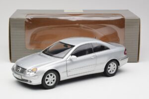 Mercedes CLK 500 C209 Silber Kyosho 1:18 B66962144 Druckguss — Bild 8 von 8