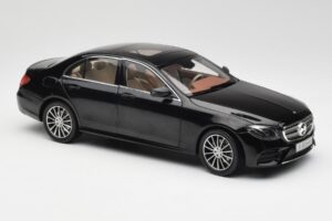 Mercedes E-Class W213 Obsidian Schwarz iScale 1:18 B66960380 Druckguss — Bild 6 von 8