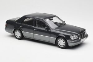 Mercedes E320 W124 Nautik Blau Metallic Dealer Edition AUTOart 1:18 B66040508 Druckguss — Bild 6 von 8