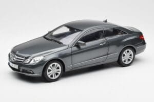 Mercedes E500 C207 Coupe Tenoric Grau Norev 1:18 183540 Druckguss