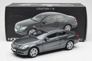 Mercedes E500 C207 Coupe Tenoric Grau Norev 1:18 183540 Druckguss — Bild 8 von 8