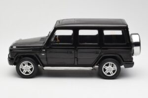 Mercedes G 500 W463 Schwarz Dealer Edition AUTOart 1:18 B66962143 Druckguss — Bild 4 von 8