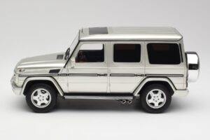 Mercedes G-Class G55 AMG W463 Iridium Silber Otto 1:18 OT1126 Resin — Bild 3 von 6