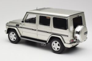 Mercedes G-Class G55 AMG W463 Iridium Silber Otto 1:18 OT1126 Resin — Bild 5 von 6
