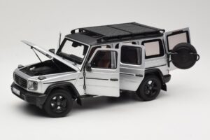 Mercedes G-Class W463 Iridium Silver Norev 1:18 183030 Druckguss — Bild 2 von 8