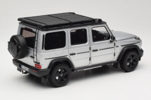 Mercedes G-Class W463 Iridium Silver Norev 1:18 183030 Druckguss — Bild 3 von 8