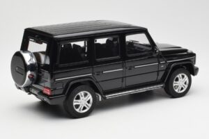 Mercedes G500 W463 Schwarz AUTOart 1:18 76216 Druckguss — Bild 3 von 8