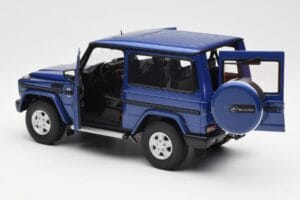 Mercedes G500 W463 SWB Blau AUTOart 1:18 76114 Druckguss — Bild 5 von 8