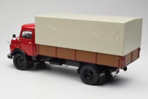 Mercedes L 911 Rot Schuco 1:18 450016400 Druckguss — Bild 7 von 8