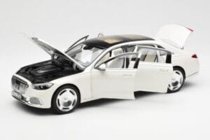 Mercedes Maybach S680 4Matic X223 Diamond Weiß Norev 1:18 183918 Druckguss — Bild 2 von 8